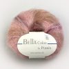 Bella Color fra Permin. En lekker blanding av mohair og ull. Strikkefasthet: 14 m x 22 p på pinne 6. Leveres i 50 grams nøster som utgjør 145 meter. Her i fargen 883166 rose / oliven.