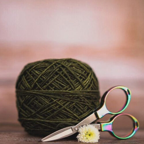 Sammenleggbar saks fra Mindful og KnitPro.