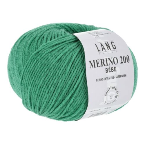 Merino 200 bebe er et strikkegarn fra Langyarns. Garnet inneholder 100% merinoull (extrafine mulesing free). 50 g ca 203 meter. Strikkefasthet 28 masker x 32 omganger på pinne 3 = 10 x 10 cm. Garnet passer like godt til både barn og voksne. Her i fargen 317.
