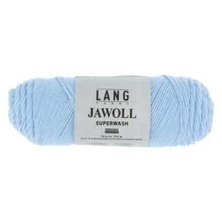Langyarns Jawoll strømpegarn er klassifisert i verdensklasse for sine høye kvalitet. Det er utrolig slitesterkt fordi du kan strikke inn forsterkningstråden som følger med. Det gir myk og behagelige både strikket og heklet plagg. Her i fargen 220 lyseblå.