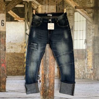 Cabana Living Siggi jeans. Inneholder: 60% cotton, 2% elastan, 38% polyester. Størrelse Small - XLarge.