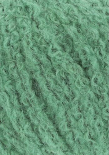 Cashmere Light fra Langyarns. Inneholder 88% Kashmir og 12% Polyamid. Strikkefasthet 20 masker x 31 omganger = 10 x 10 cm. Anbefalt pinne 5,5 og 6 mm. Her i fargen 17. Bildet viser garnets struktur.