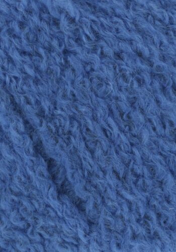 Cashmere Light fra Langyarns. Inneholder 88% Kashmir og 12% Polyamid. Strikkefasthet 20 masker x 31 omganger = 10 x 10 cm. Anbefalt pinne 5,5 og 6 mm. Her i fargen 6. Bildet viser garnets struktur.