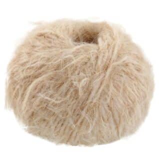 Fargeprøve av Lana Grossa Basta, farge 03 Beige.