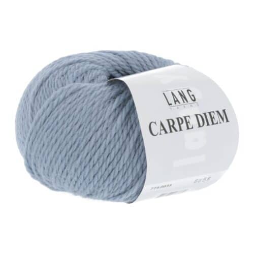 Produkt bilde av Carpe Diem et luksuriøst garn fra Langyarns. Inneholder 70% merino ekstra fin merinoull (mulesing free) og 30% Alpaca. Passer pinne 6. Her i fargen 33.