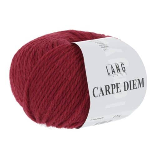 Produkt bilde av Carpe Diem et luksuriøst garn fra Langyarns. Inneholder 70% merino ekstra fin merinoull (mulesing free) og 30% Alpaca. Passer pinne 6. Her i fargen 62.