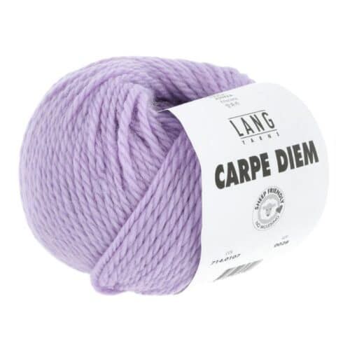 Produkt bilde av Carpe Diem et luksuriøst garn fra Langyarns. Inneholder 70% merino ekstra fin merinoull (mulesing free) og 30% Alpaca. Passer pinne 6. Her i fargen 107.