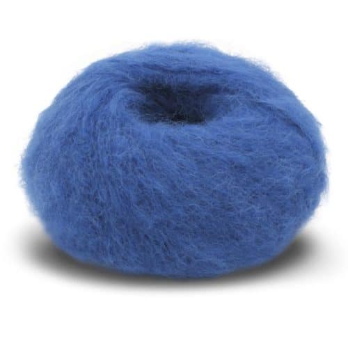 Fnugg in Florence – Chunky luksus i børstet alpakka. Her i fargen 957 royal blue.