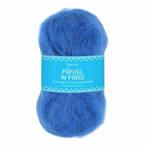 Nøste av Påfugl in Paris i fargen 5437 royal blue - børstet mohairgarn med luftig og luksuriøs kvalitet.