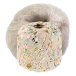 Produktbilde Holiday sweater. Fargekombinasjon Bella by Permin, farge 271 beige og Cosmo Lana grossa farge 10 lys beige.